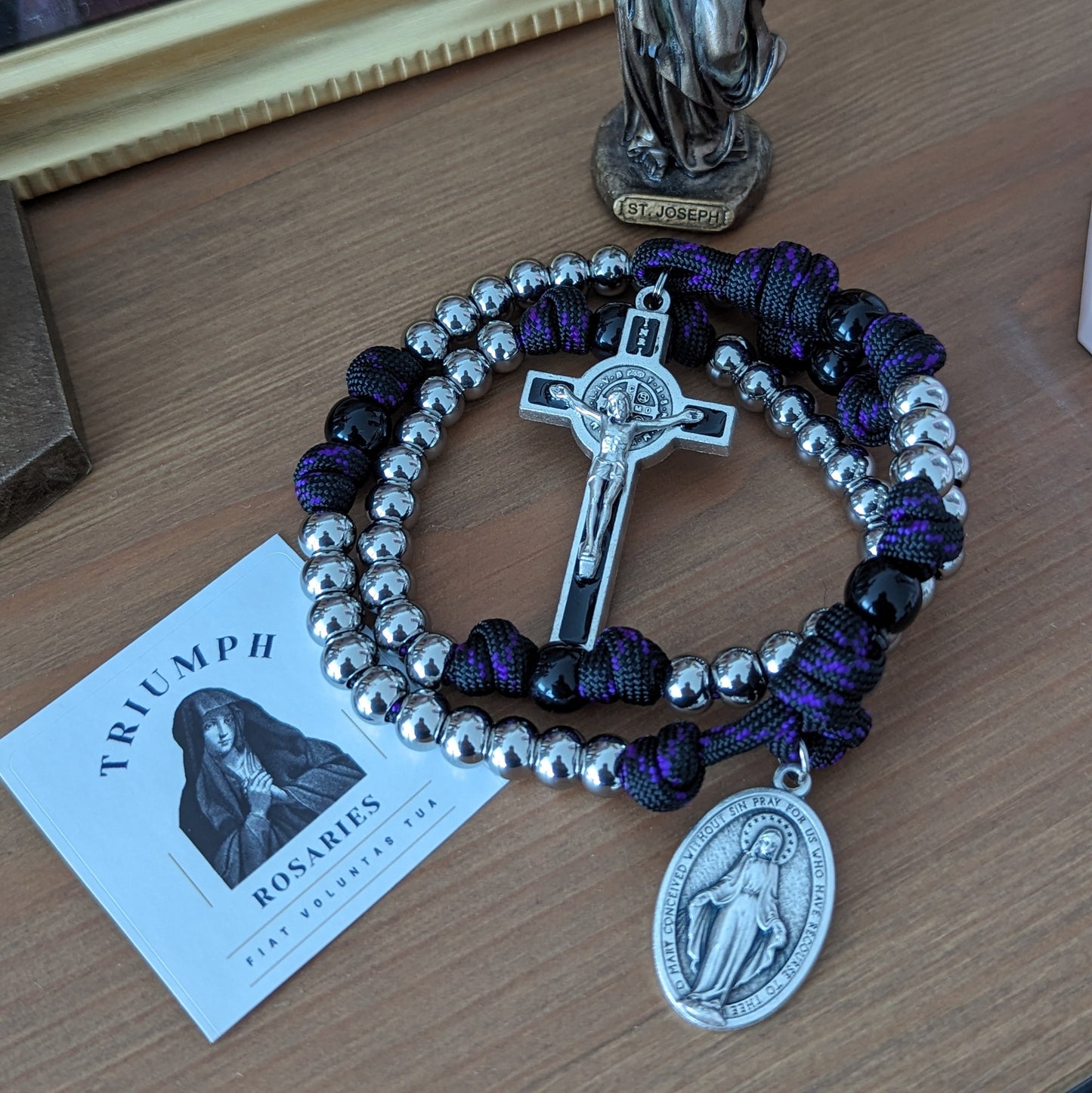 Triumph Paracord Rosary [Black/Purple]
